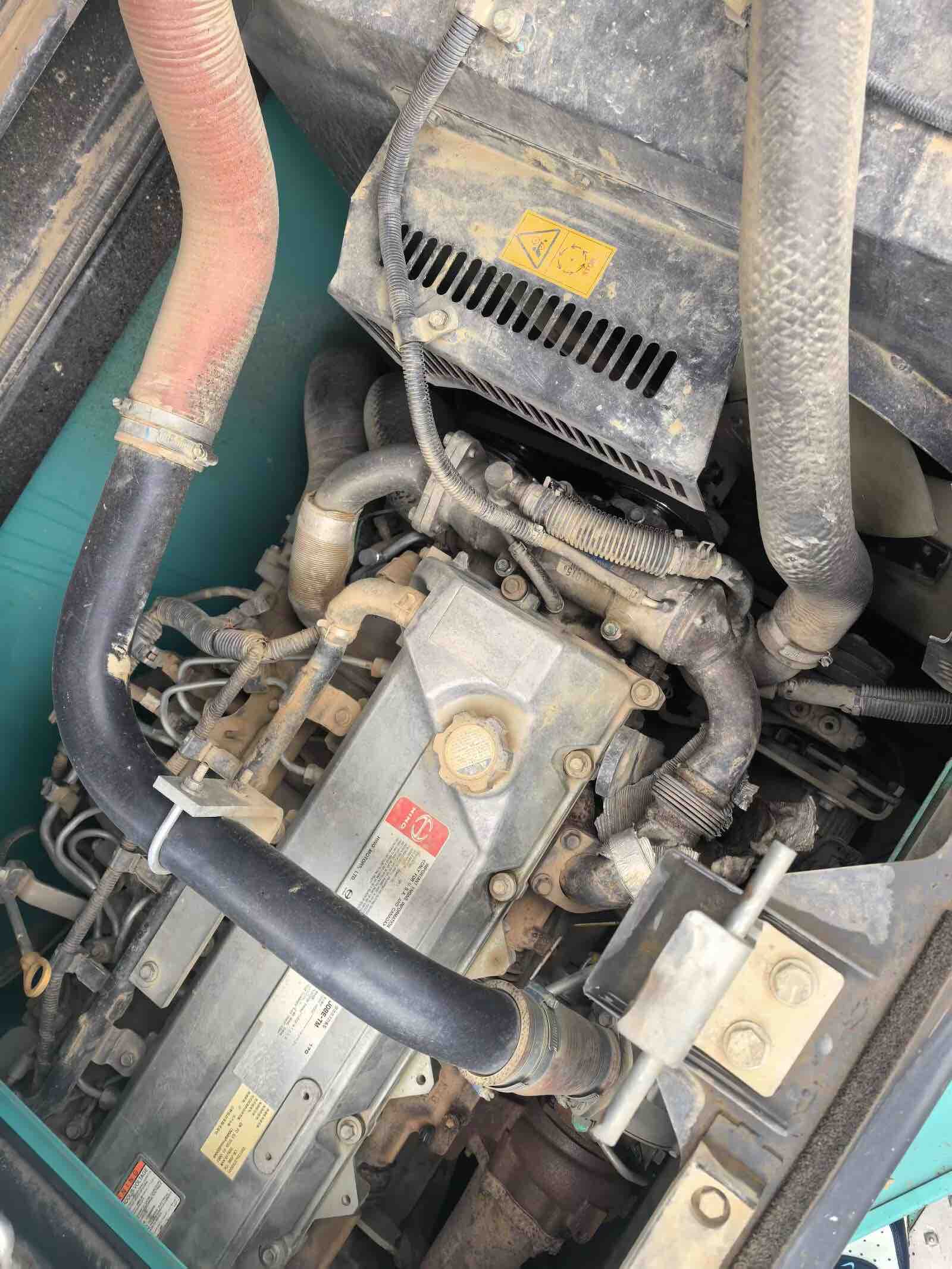 Buy Sany 225C-8 Used Excavator / 2 Buy Sany 225C-8 Used Excavator / 2