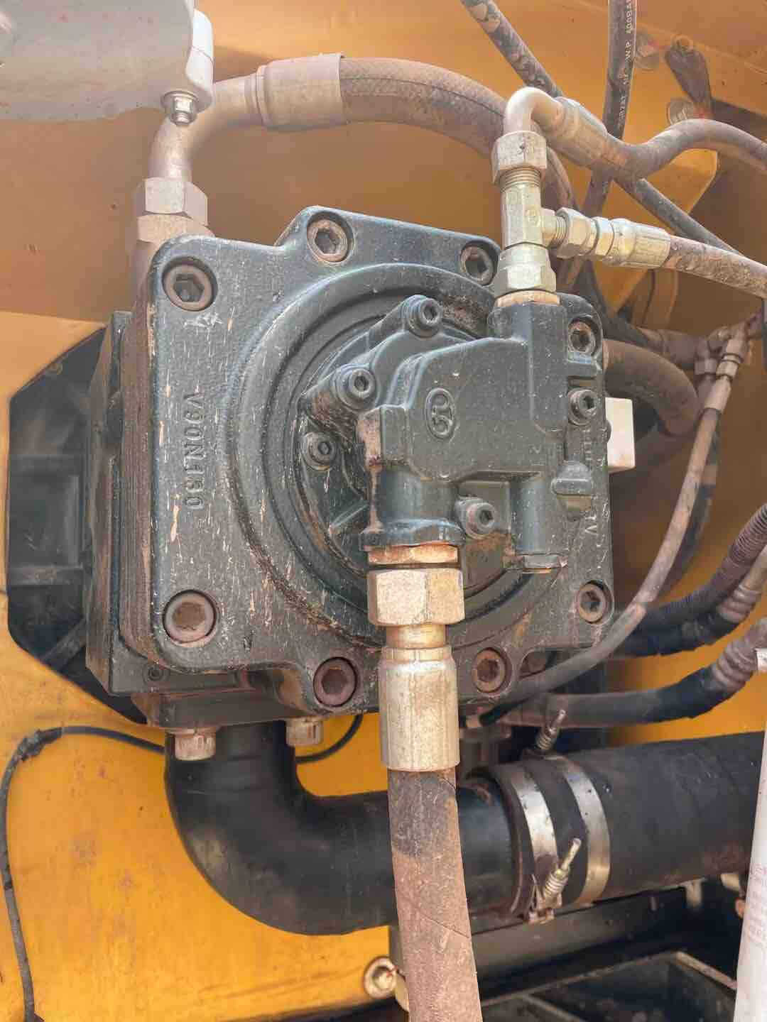 Buy Sany 205C-8 Used Excavator / 5 Buy Sany 205C-8 Used Excavator / 5