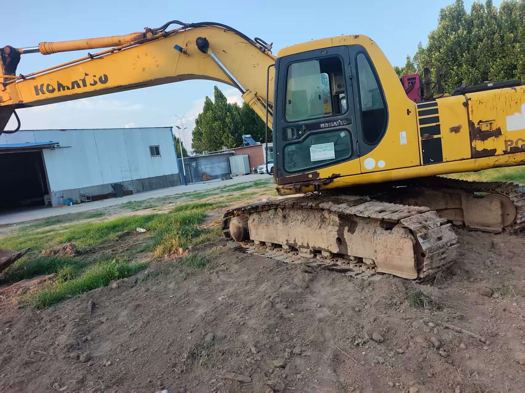 Buy Komatsu PC200-8N1 Used Excavator / 3 Buy Komatsu PC200-8N1 Used Excavator / 3