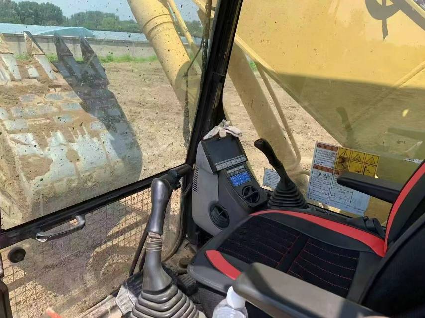Buy Komatsu PC240-8 Used Excavator / 6 Buy Komatsu PC240-8 Used Excavator / 6