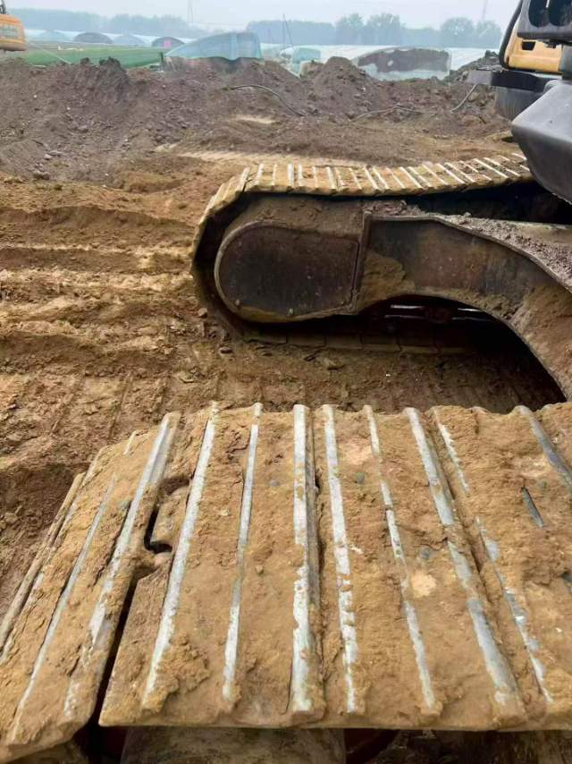 Buy Sany SY305H Used Excavator / 4 Buy Sany SY305H Used Excavator / 4