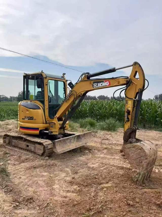 Buy XCMG XE35U Used Excavator / 1