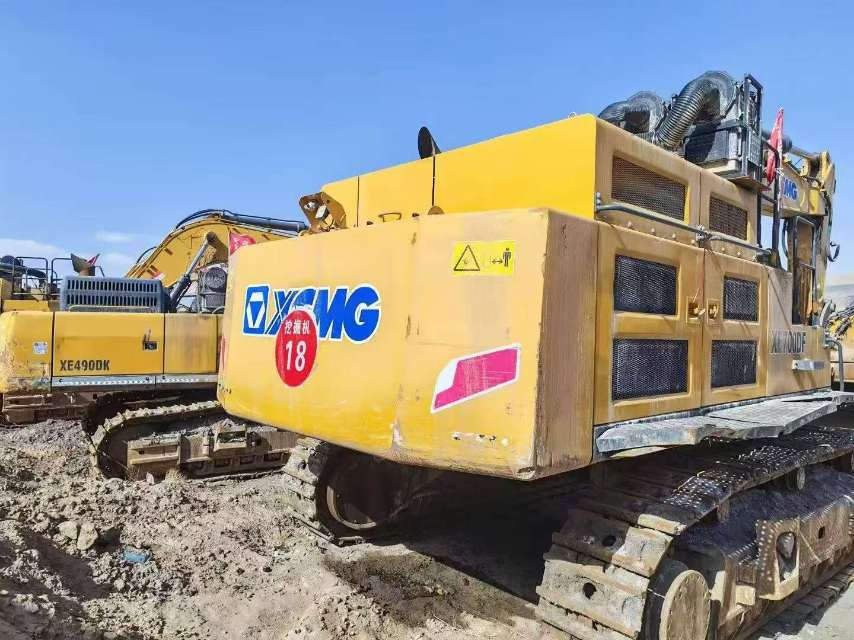 Buy XCMG XE700DF Used Excavator / 2 Buy XCMG XE700DF Used Excavator / 2
