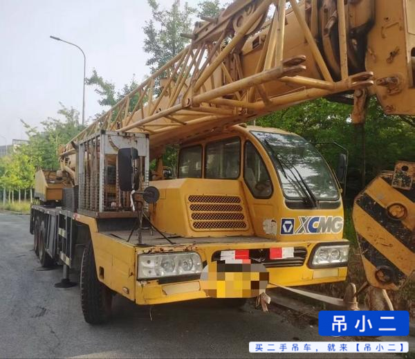 Buy XCMG 20B Used Crane / 2 Buy XCMG 20B Used Crane / 2