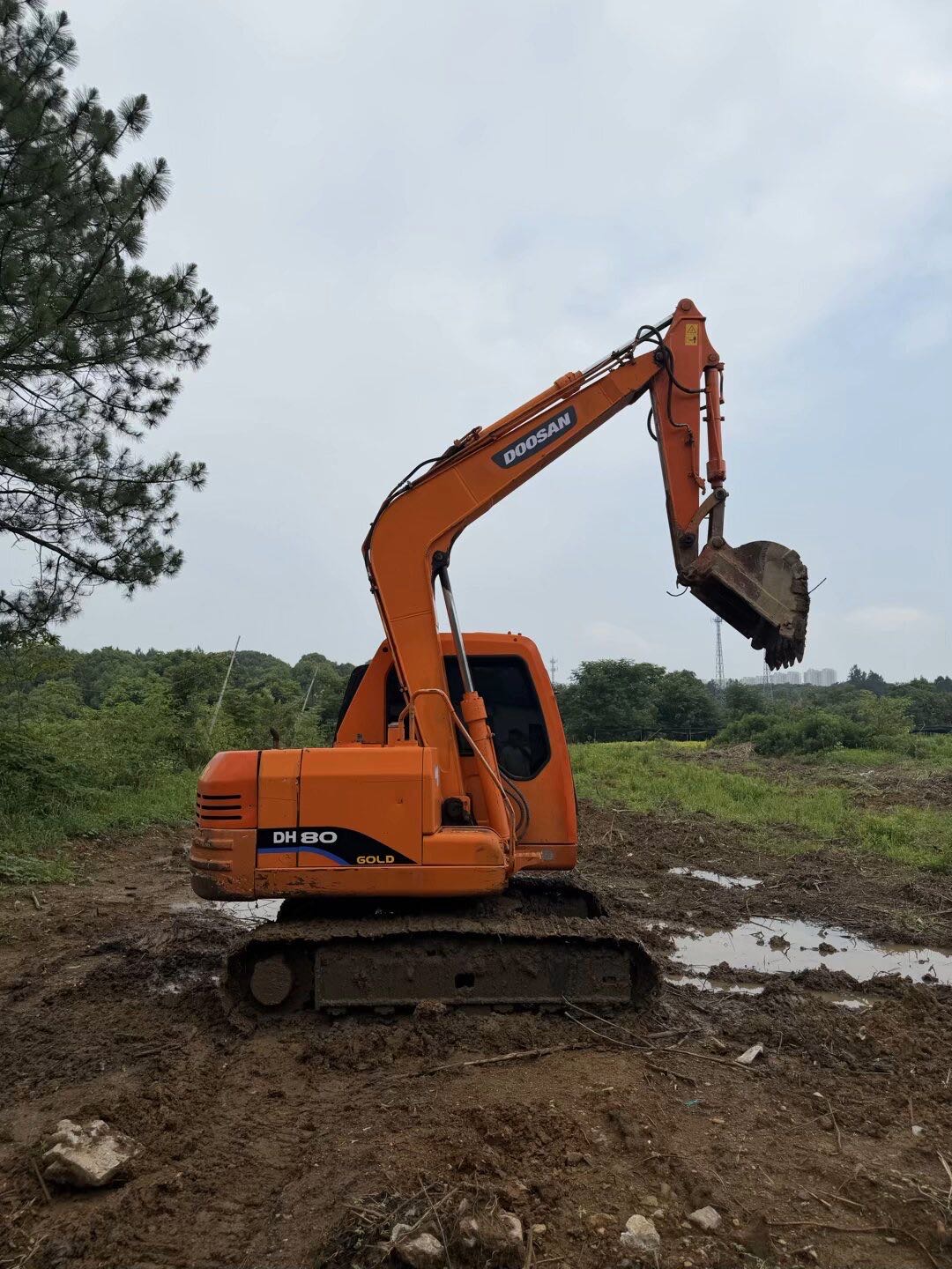 Buy Doosan 80-7 Used Excavator / 1