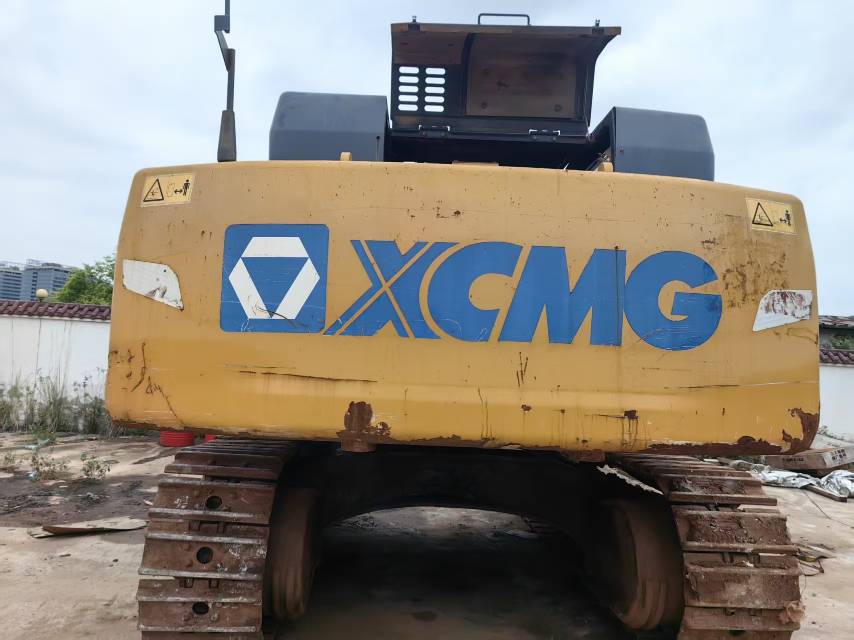 Buy XCMG XE470D Used Excavator / 4