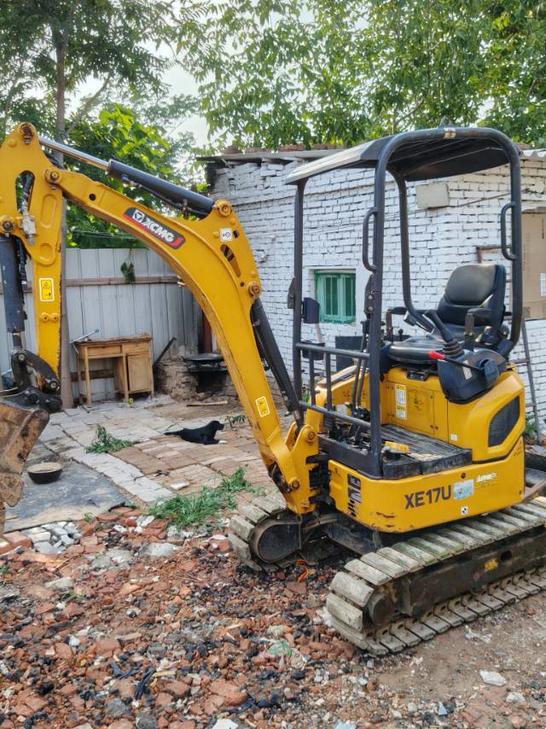 Buy XCMG XE17U Used Excavator / 1