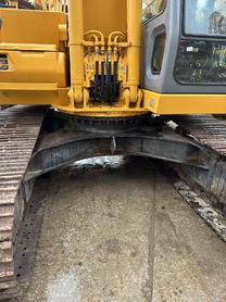 Buy Kato HD820V Used Excavator / 3 Buy Kato HD820V Used Excavator / 3