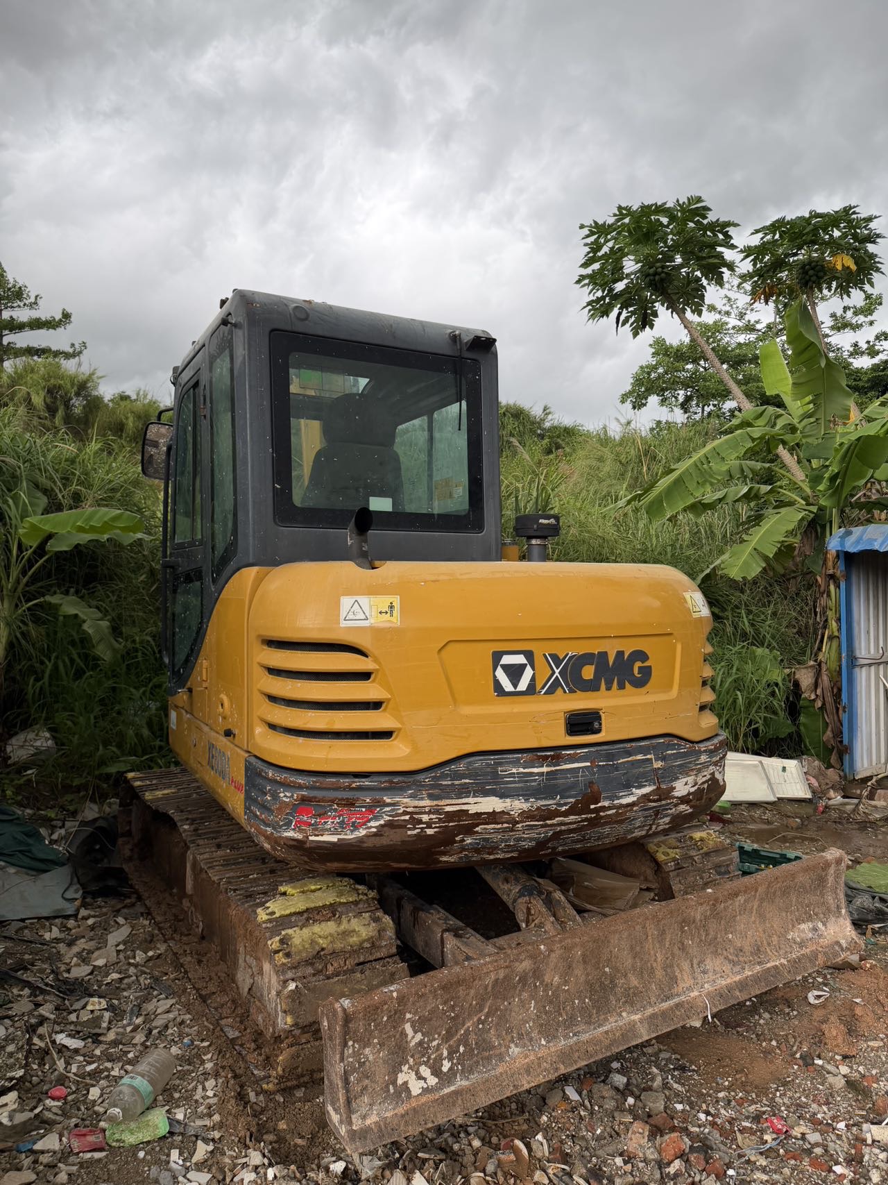 Buy XCMG XE60WA Used Excavator / 1