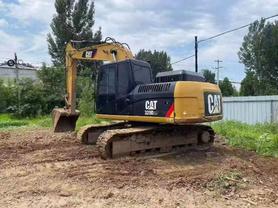 Buy Caterpillar CT18-7BS Used Excavator / 2 Buy Caterpillar CT18-7BS Used Excavator / 2