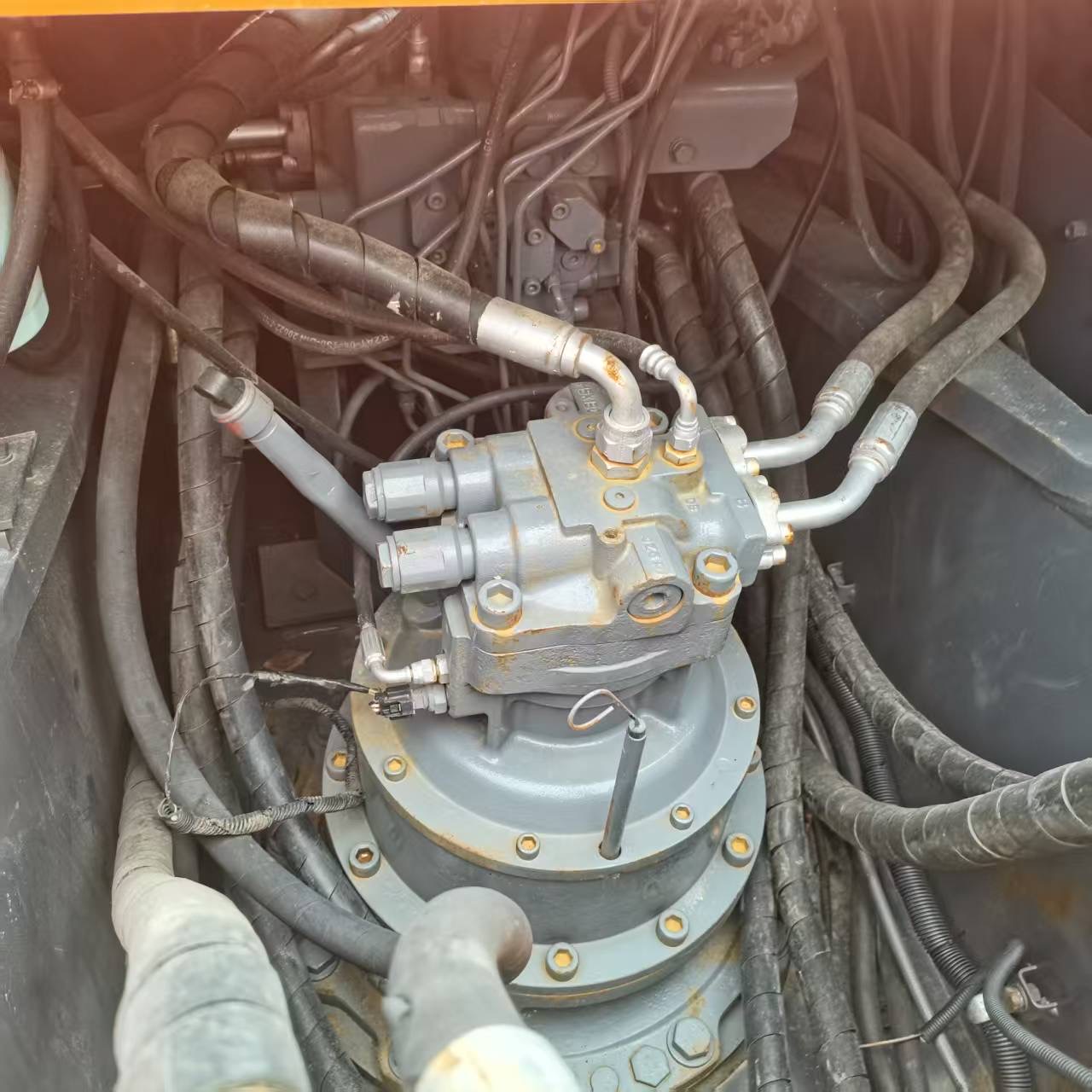 Buy Hitachi ZX240-6 Used Excavator / 6 Buy Hitachi ZX240-6 Used Excavator / 6