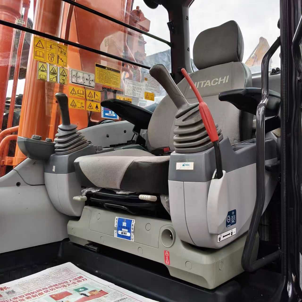 Buy Hitachi ZX210H-5A Used Excavator / 6 Buy Hitachi ZX210H-5A Used Excavator / 6
