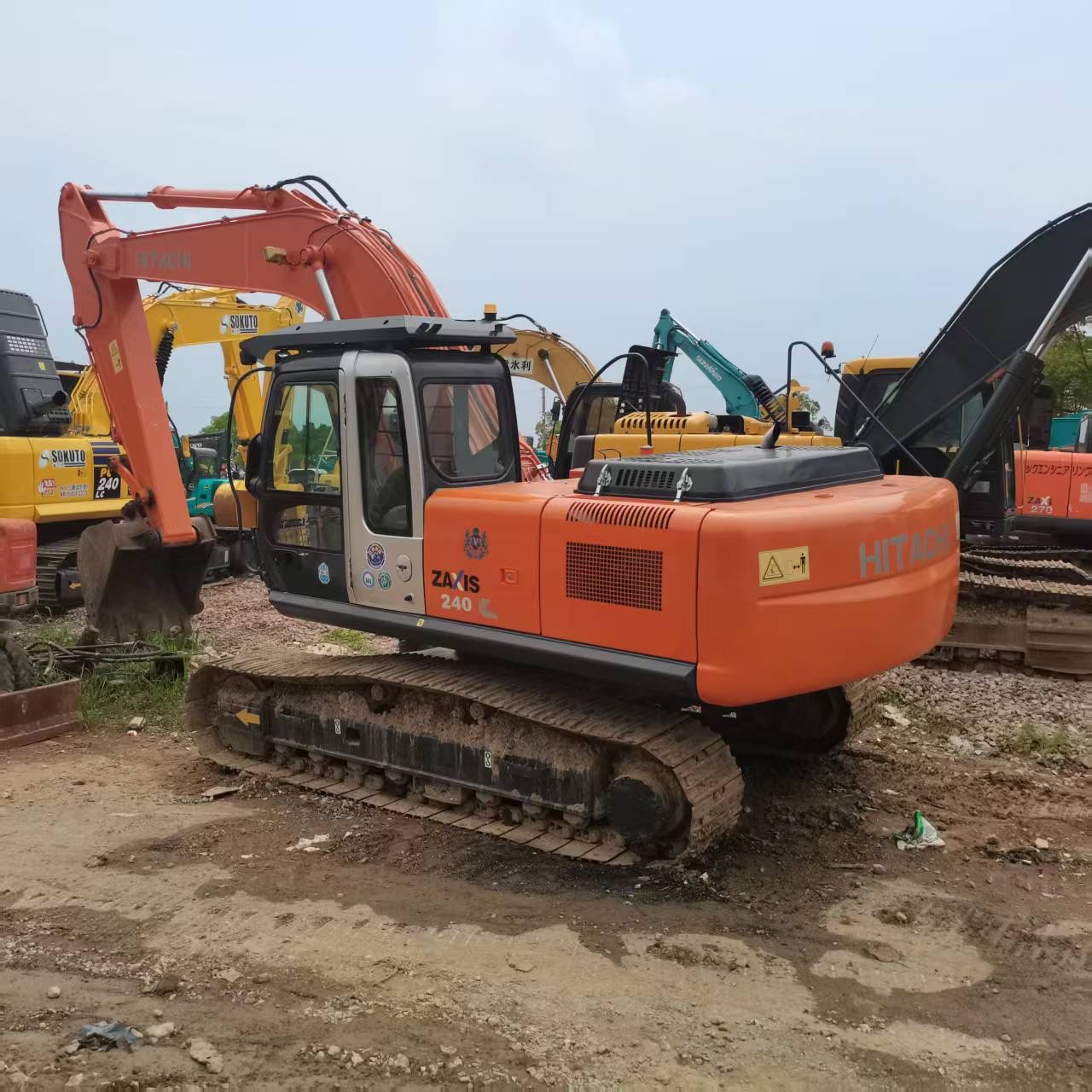 Buy Hitachi ZX240-6 Used Excavator / 2 Buy Hitachi ZX240-6 Used Excavator / 2