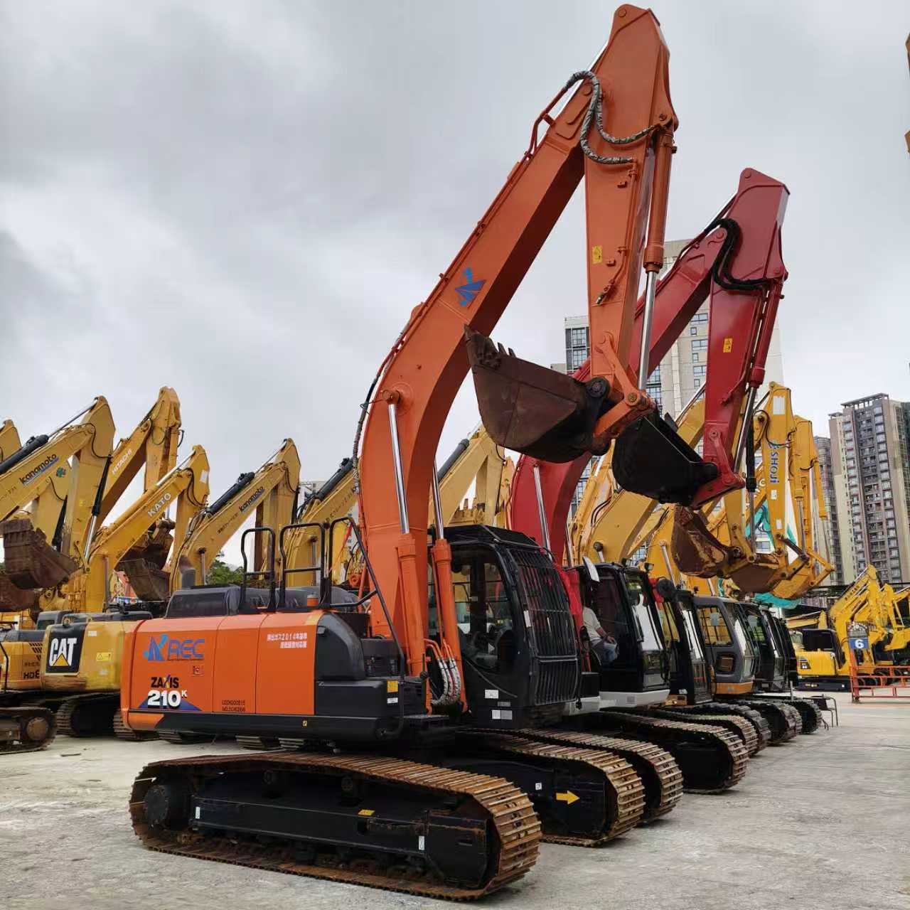 Buy Hitachi ZX210H-5A Used Excavator / 1