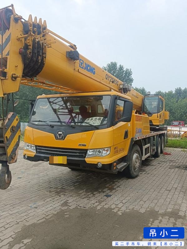 Buy XCMG 25C Used Crane / 2 Buy XCMG 25C Used Crane / 2