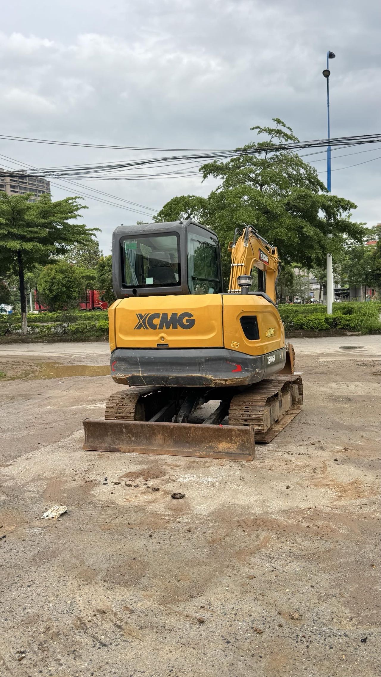 Buy XCMG XE55DA Used Excavator / 2 Buy XCMG XE55DA Used Excavator / 2
