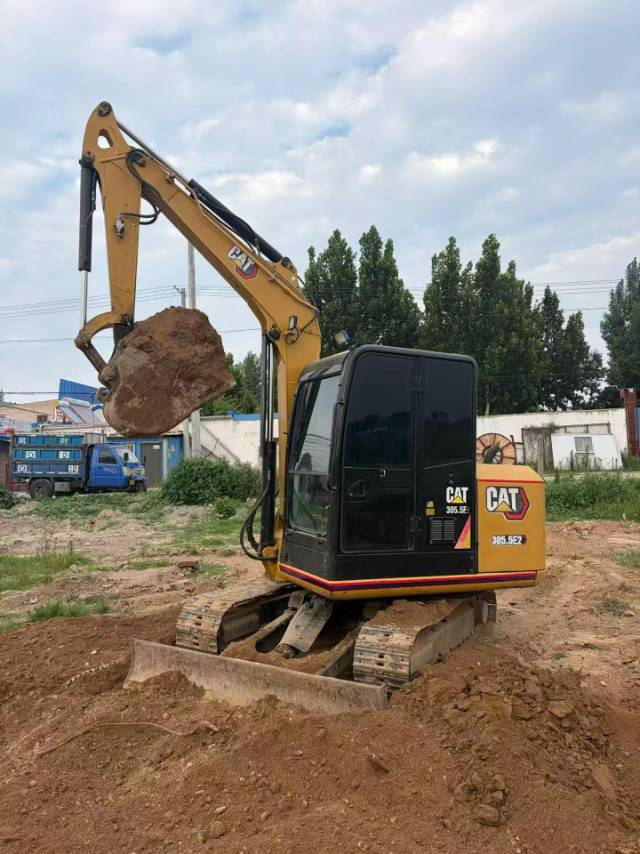 Buy Caterpillar 305.5ECR Used Excavator / 2 Buy Caterpillar 305.5ECR Used Excavator / 2