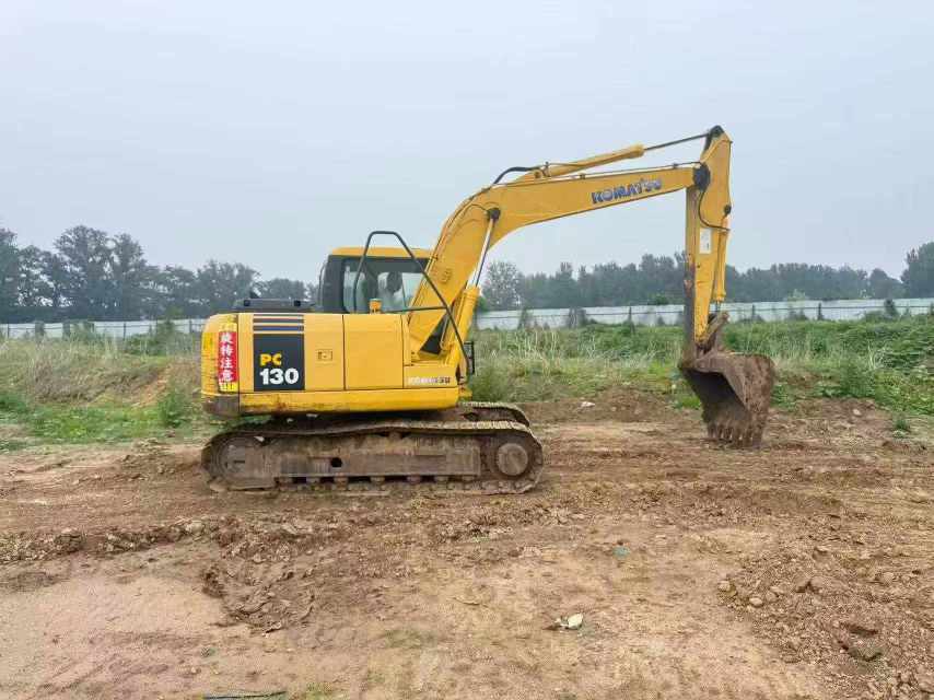 Buy Komatsu PC130-7 Used Excavator / 2 Buy Komatsu PC130-7 Used Excavator / 2