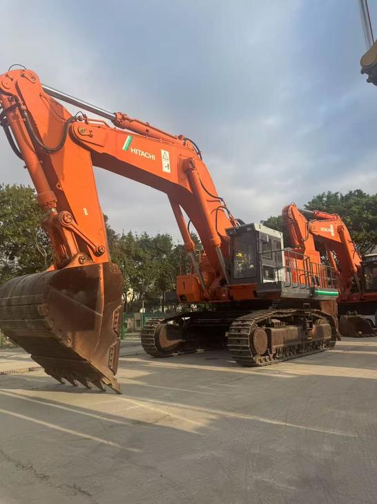 Buy Hitachi EX1200-6 Used Excavator / 1