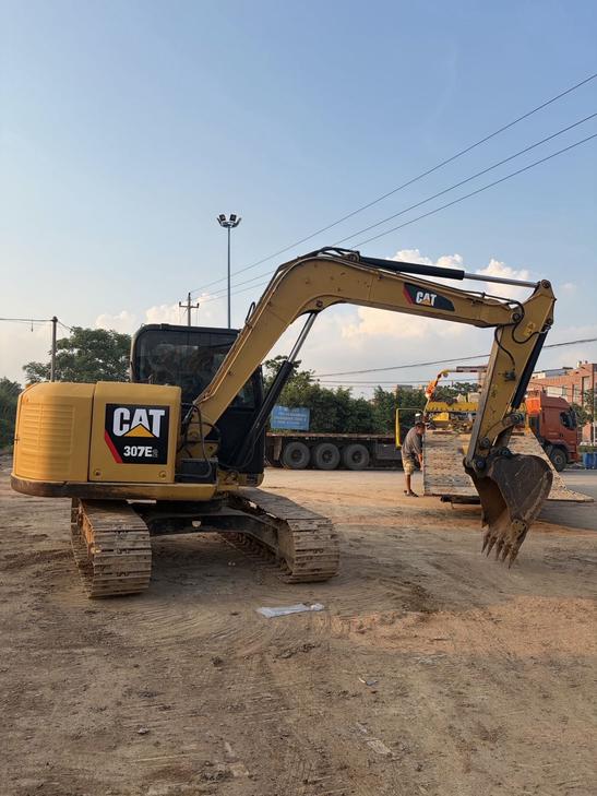 Buy Caterpillar 307E2 Used Excavator / 1