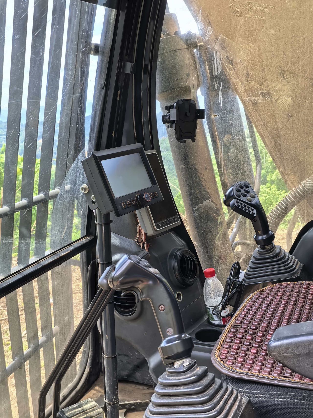Buy Sany 155C-9 Used Excavator / 2 Buy Sany 155C-9 Used Excavator / 2