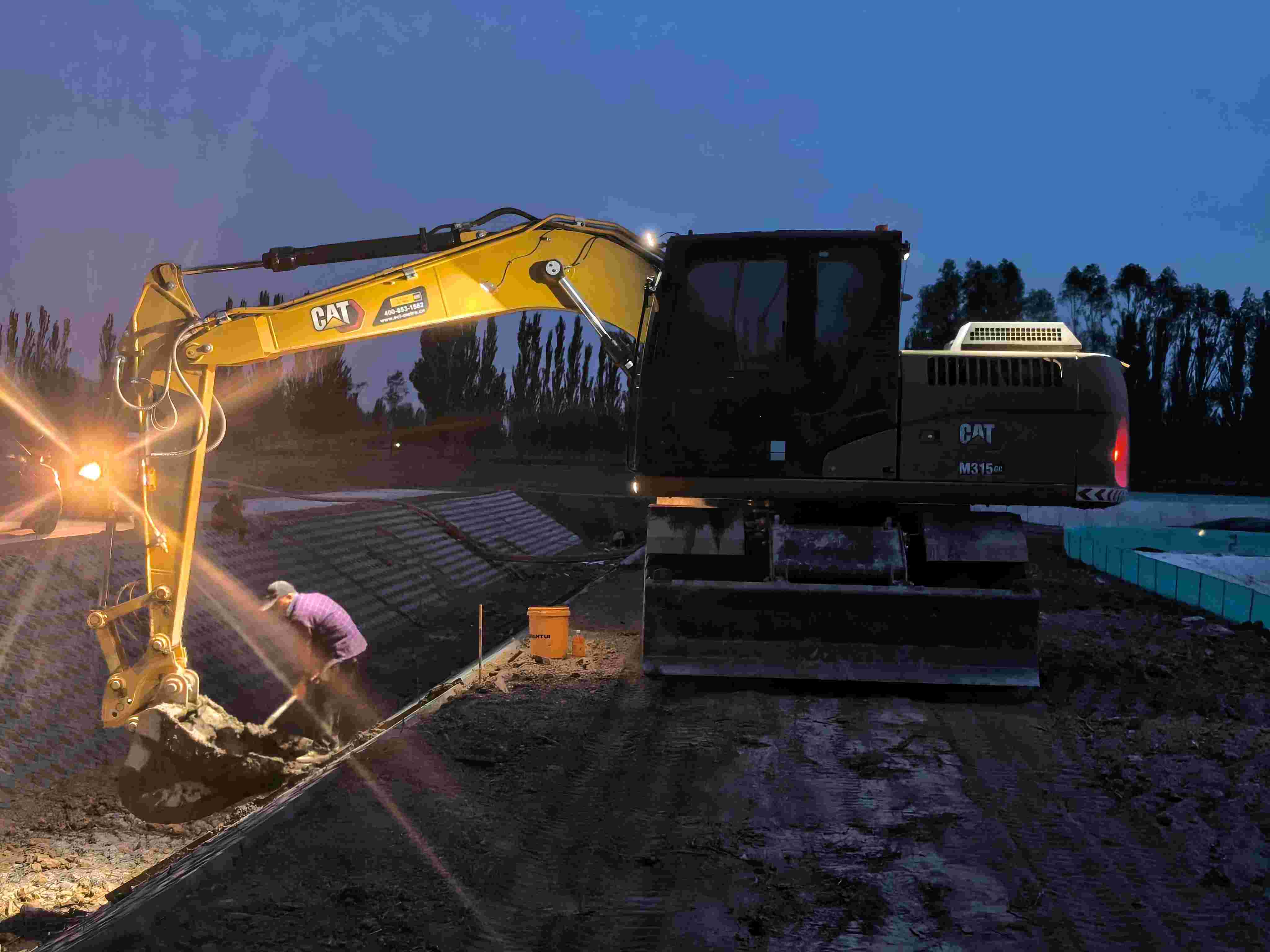 Buy Caterpillar CT150-8 Used Excavator / 3 Buy Caterpillar CT150-8 Used Excavator / 3