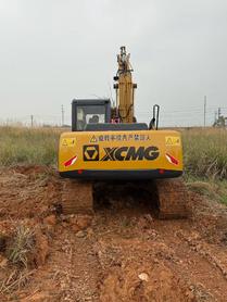 Buy XCMG 150D Used Excavator / 2 Buy XCMG 150D Used Excavator / 2