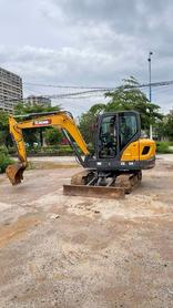Buy XCMG XE55DA Used Excavator / 3 Buy XCMG XE55DA Used Excavator / 3