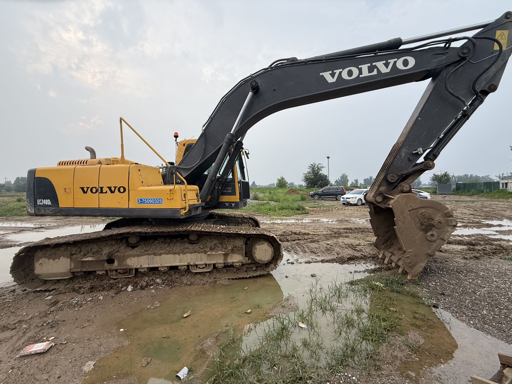 Buy Volvo 240BLC Used Excavator / 5 Buy Volvo 240BLC Used Excavator / 5