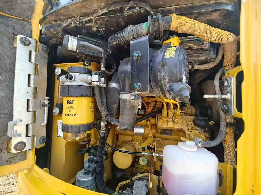 Buy Caterpillar Used Excavator / 5 Buy Caterpillar Used Excavator / 5