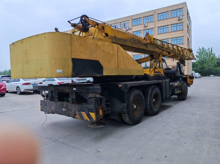 Buy XCMG XZJ5245JQZ16D Used Crane / 5 Buy XCMG XZJ5245JQZ16D Used Crane / 5