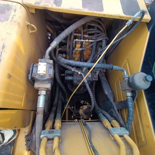 Buy Sany C135-10 Used Excavator / 6 Buy Sany C135-10 Used Excavator / 6