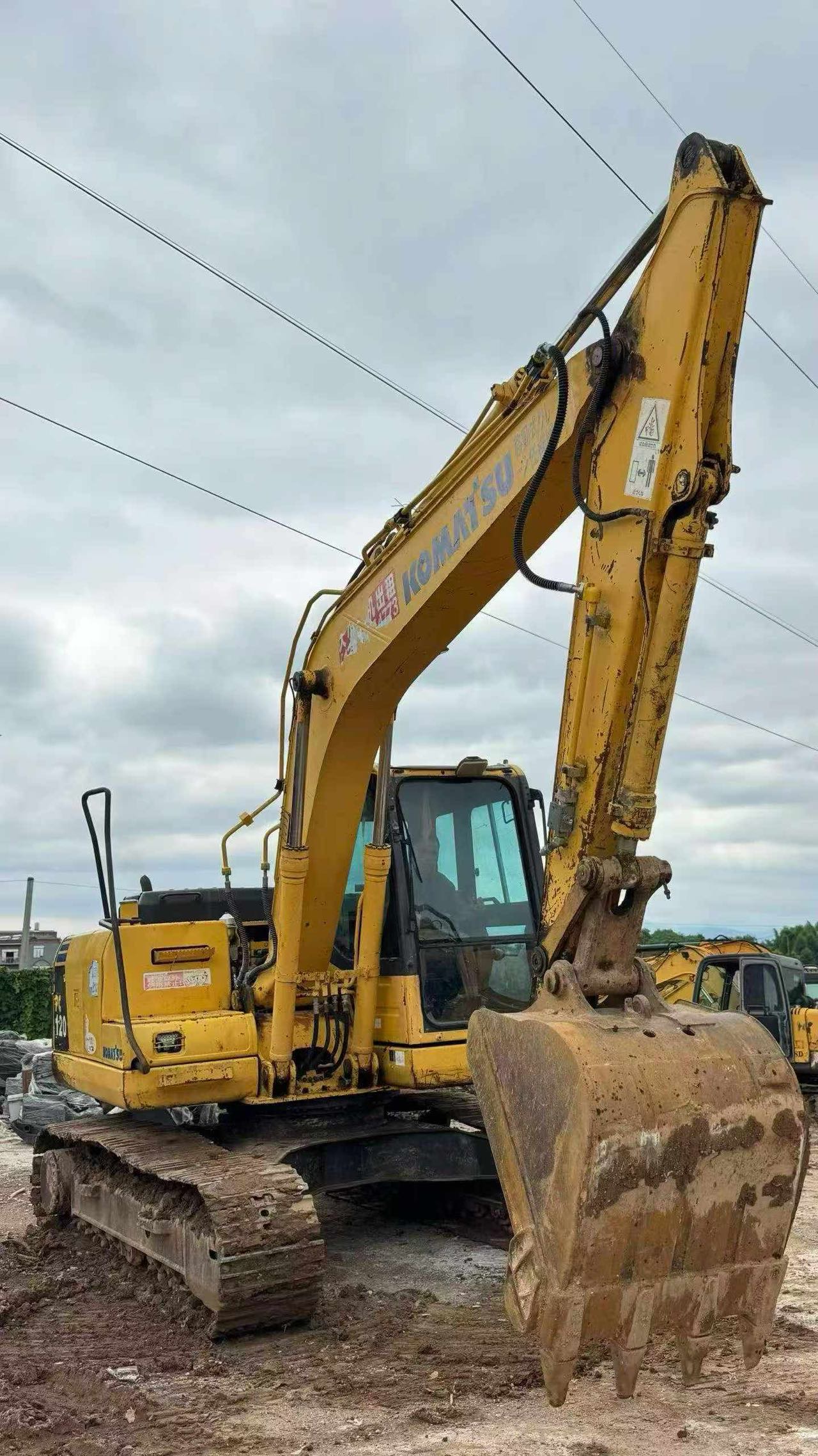 Buy Komatsu C120-8 Used Excavator / 8 Buy Komatsu C120-8 Used Excavator / 8