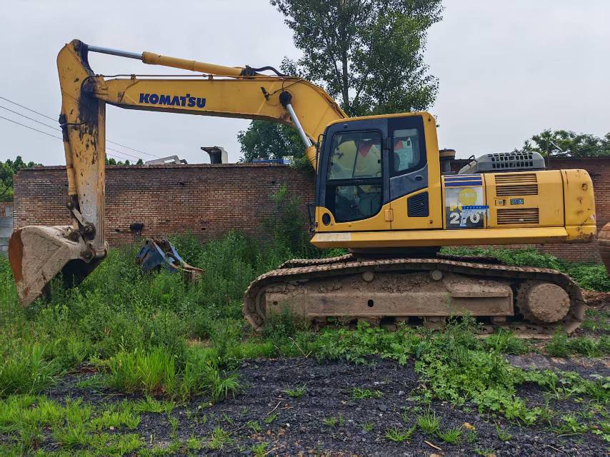 Buy Komatsu PC270-7 Used Excavator / 3 Buy Komatsu PC270-7 Used Excavator / 3