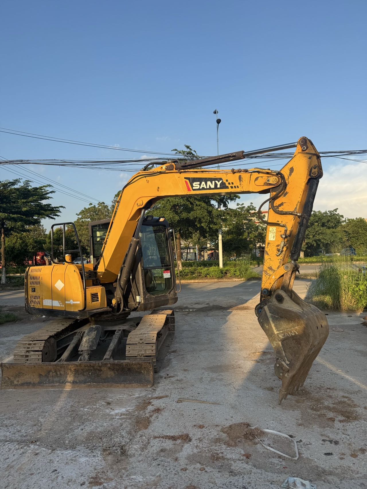 Buy Sany SY75 Used Excavator / 3 Buy Sany SY75 Used Excavator / 3