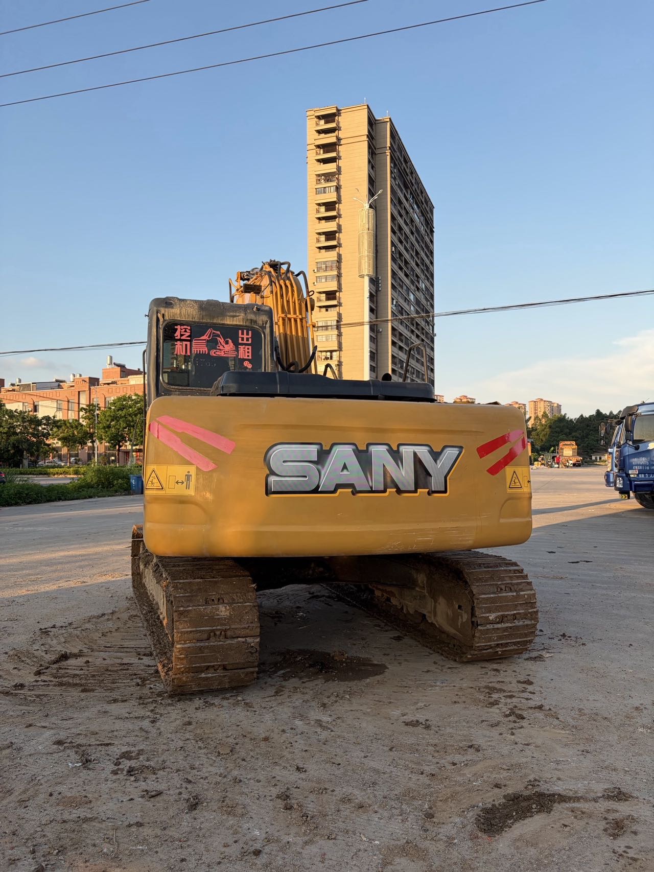 Buy Sany SY135 Used Excavator / 3 Buy Sany SY135 Used Excavator / 3