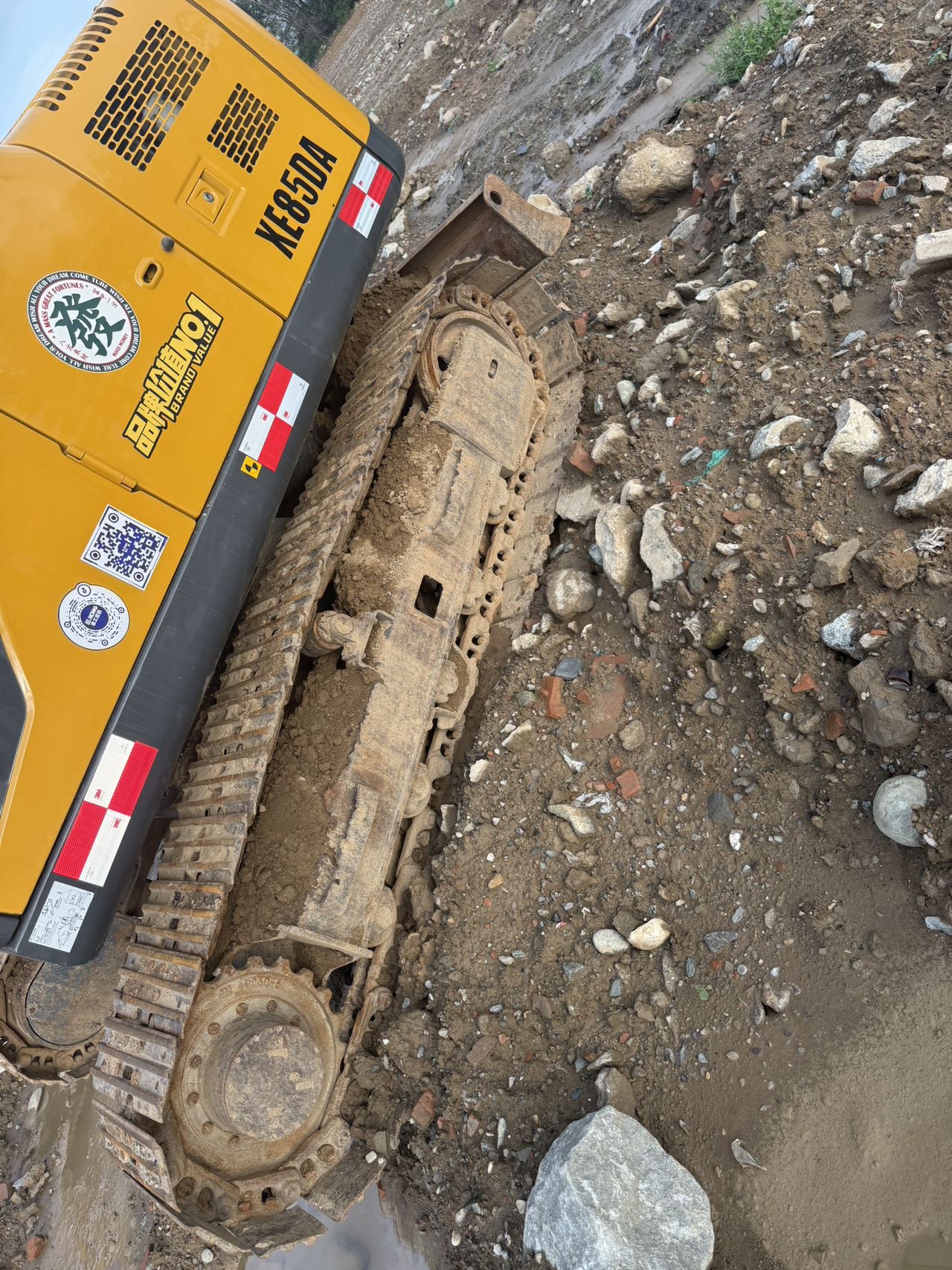 Buy XCMG XE85D Used Excavator / 4 Buy XCMG XE85D Used Excavator / 4