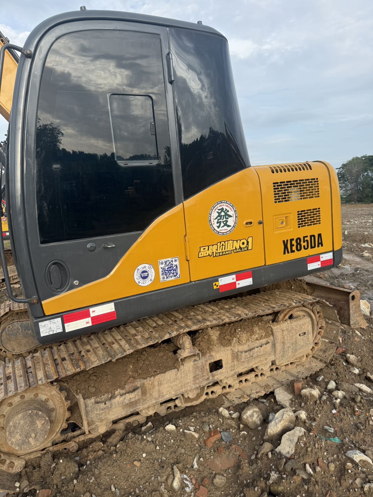Buy XCMG XE85D Used Excavator / 3 Buy XCMG XE85D Used Excavator / 3