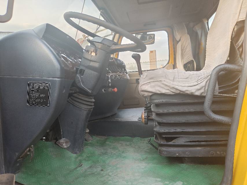 Buy XCMG QY50K-II Used Crane / 5 Buy XCMG QY50K-II Used Crane / 5