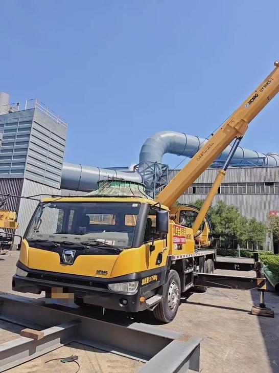 Buy XCMG QY25K5-1 Used Crane / 1