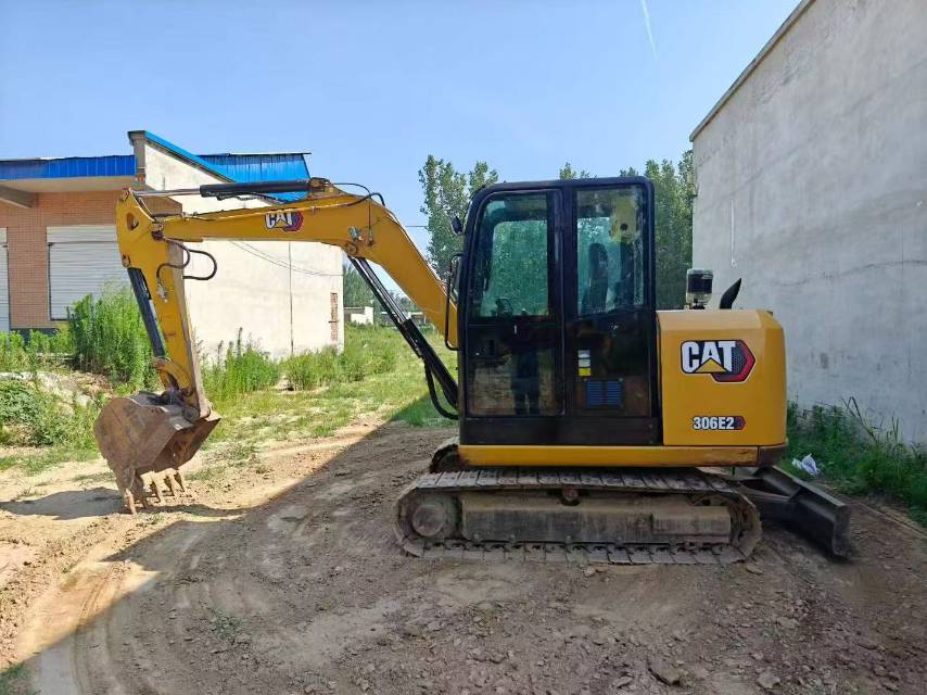 Buy Caterpillar 306E Used Excavator / 1
