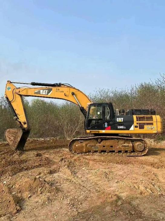 Buy Caterpillar 336DL Used Excavator / 1