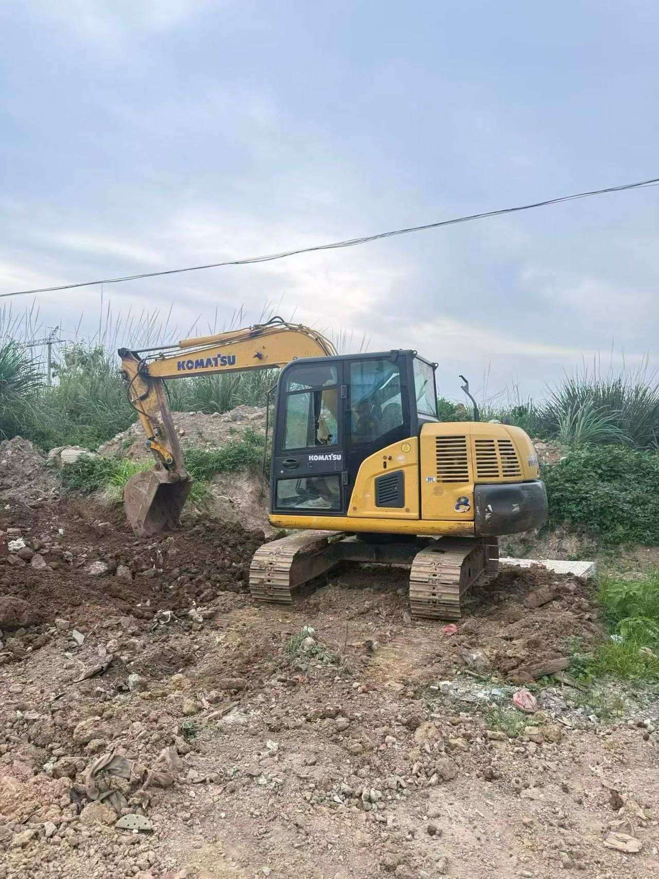 Buy Komatsu PC60-7 Used Excavator / 5 Buy Komatsu PC60-7 Used Excavator / 5