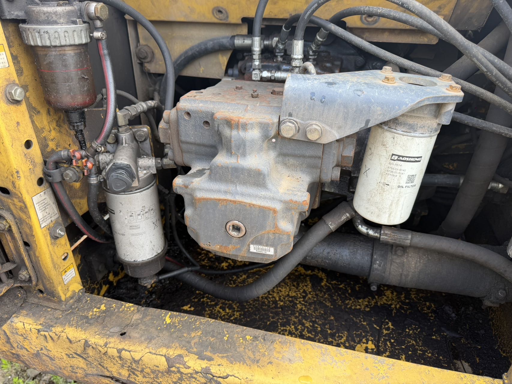 Buy Komatsu PC200-8N1 Used Excavator / 8
