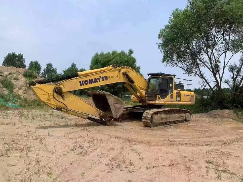 Buy Komatsu PC450-7 Used Excavator / 1