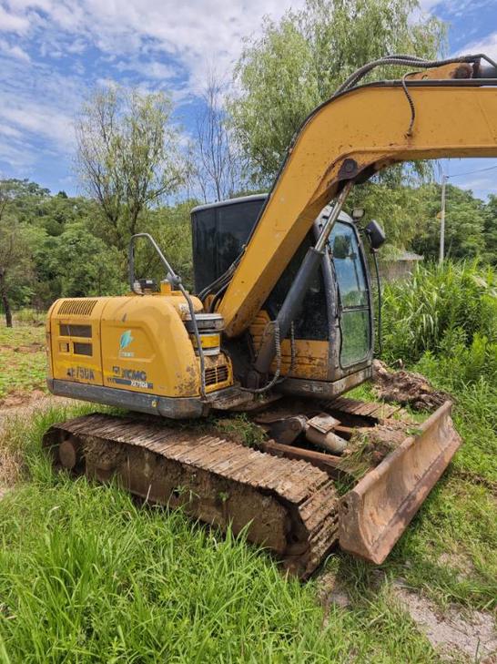 Buy XCMG XE75DA Used Excavator / 1