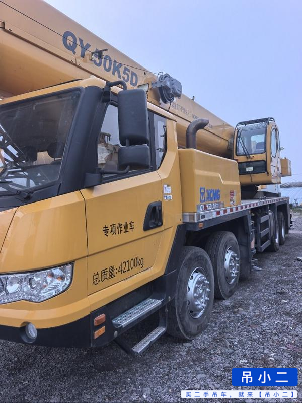 Buy XCMG 50KD Used Crane / 2 Buy XCMG 50KD Used Crane / 2