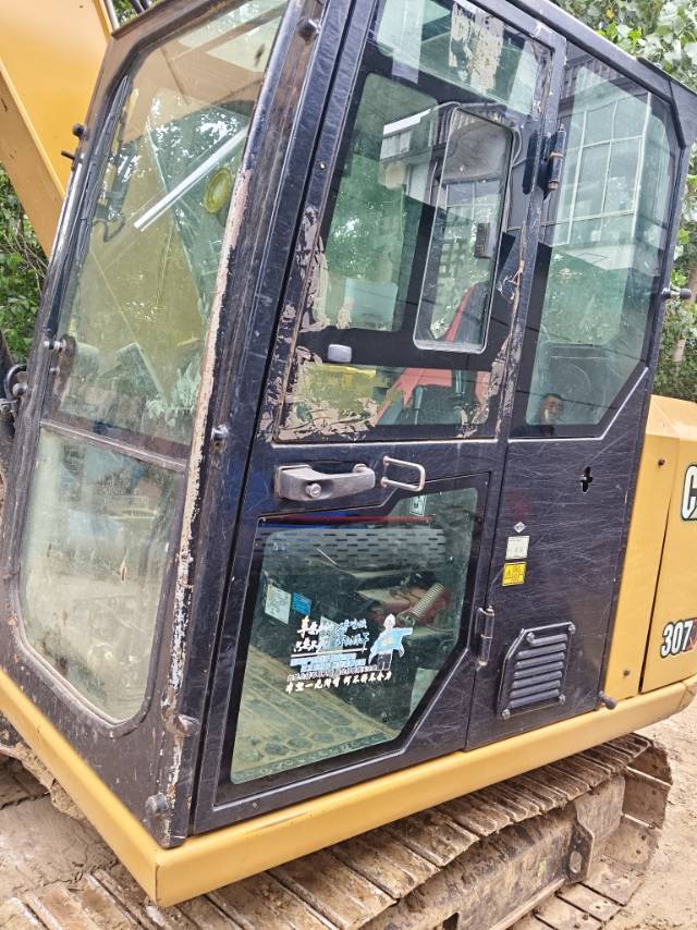 Buy Caterpillar 307E Used Excavator / 2 Buy Caterpillar 307E Used Excavator / 2