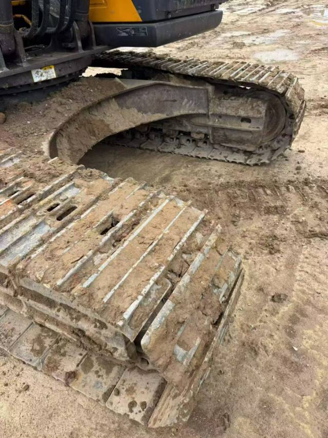 Buy Sany 215C-9 Used Excavator / 7 Buy Sany 215C-9 Used Excavator / 7