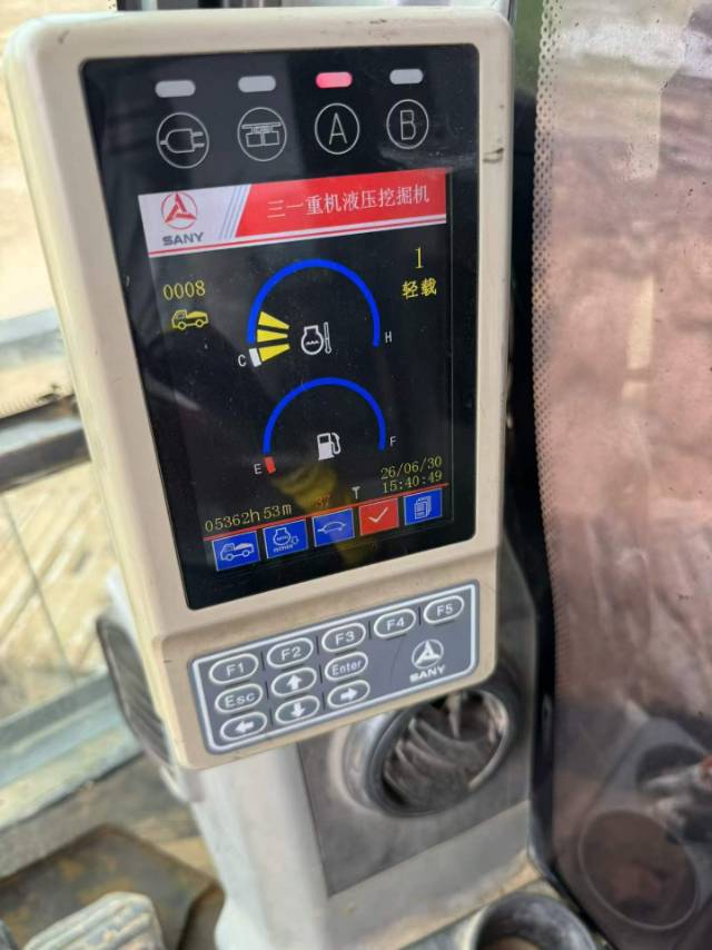 Buy Sany 215C-9 Used Excavator / 9 Buy Sany 215C-9 Used Excavator / 9